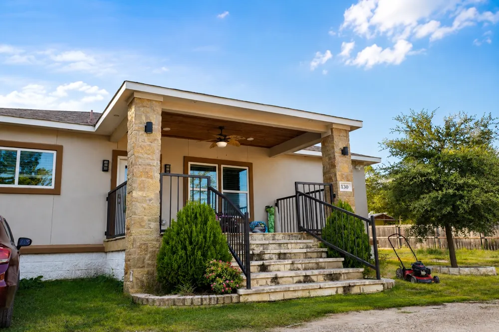 130 Los Arcos Road Elgin, TX 78621