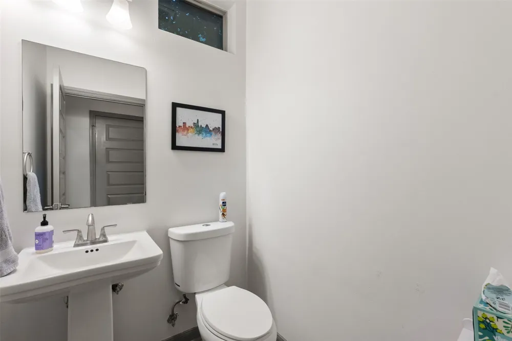1158 Ridgeway Drive #A Austin, TX 78702