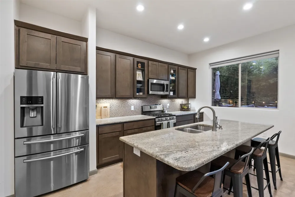 1158 Ridgeway Drive #A Austin, TX 78702