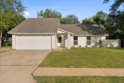 7405 Whispering Winds Drive