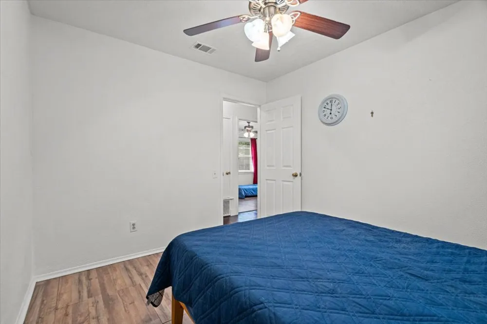 1115 Sycamore Street San Marcos, TX 78666