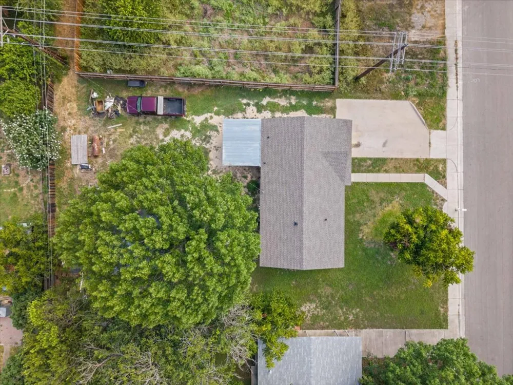 1115 Sycamore Street San Marcos, TX 78666