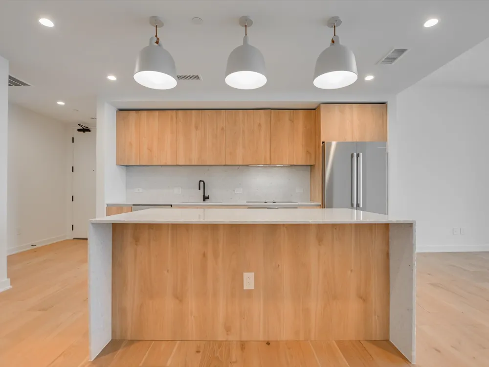 84 East Avenue #3410 Austin, TX 78701