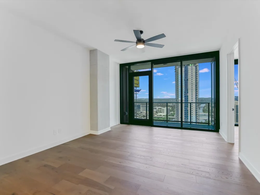84 East Avenue #3410 Austin, TX 78701