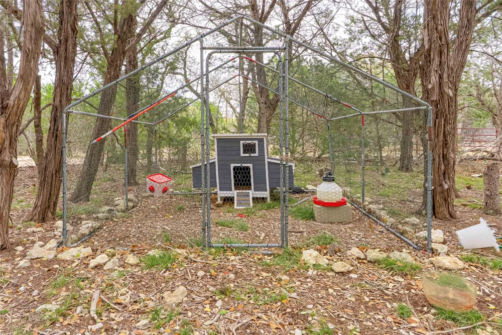 9220 County Road 272 Bertram, TX 78605