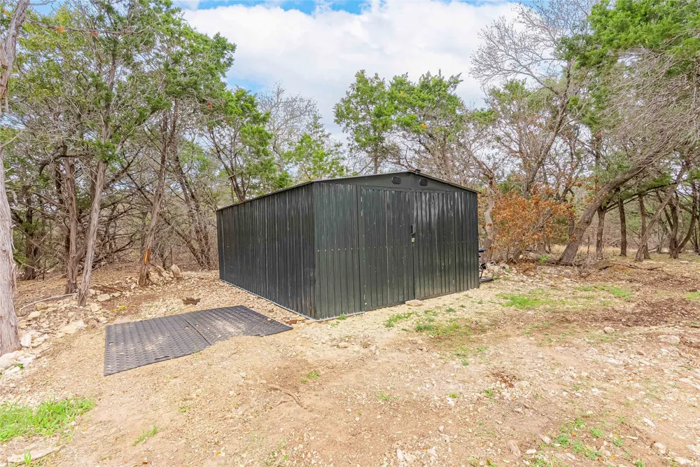 9220 County Road 272 Bertram, TX 78605