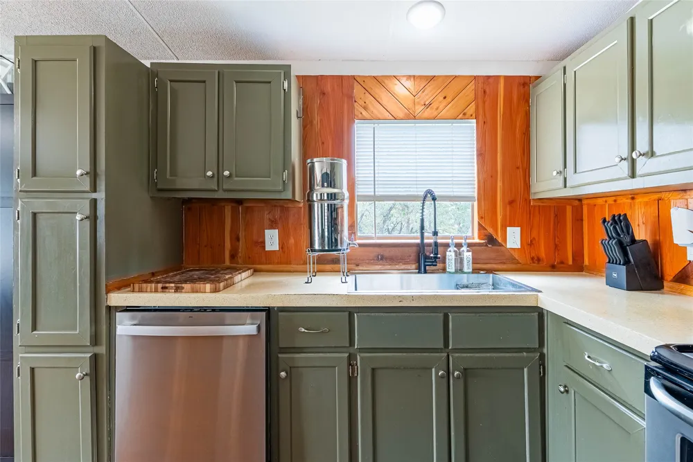 9220 County Road 272 Bertram, TX 78605