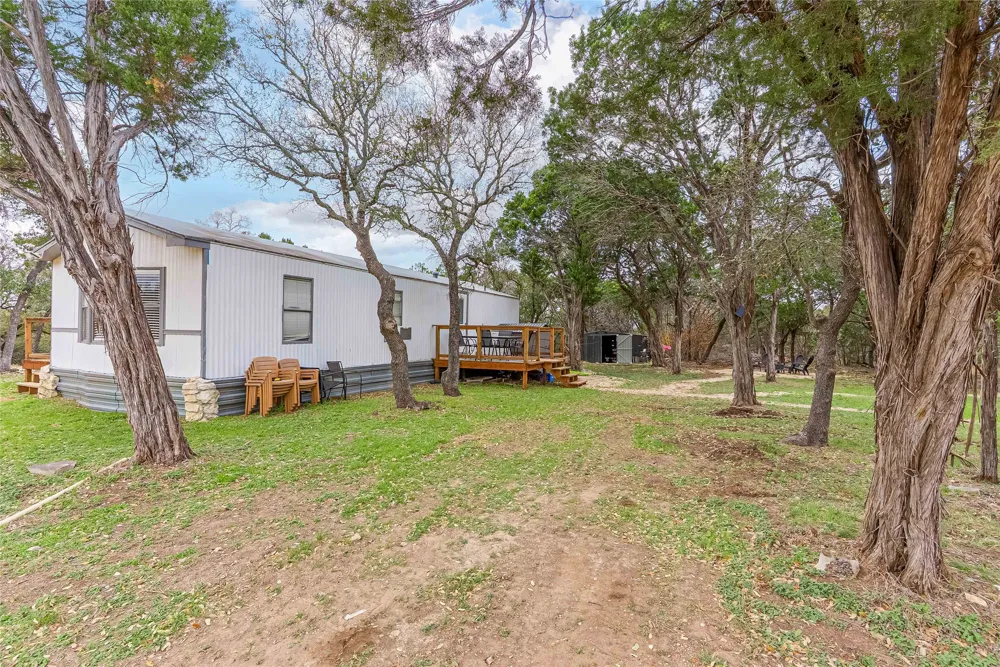 9220 County Road 272 Bertram, TX 78605