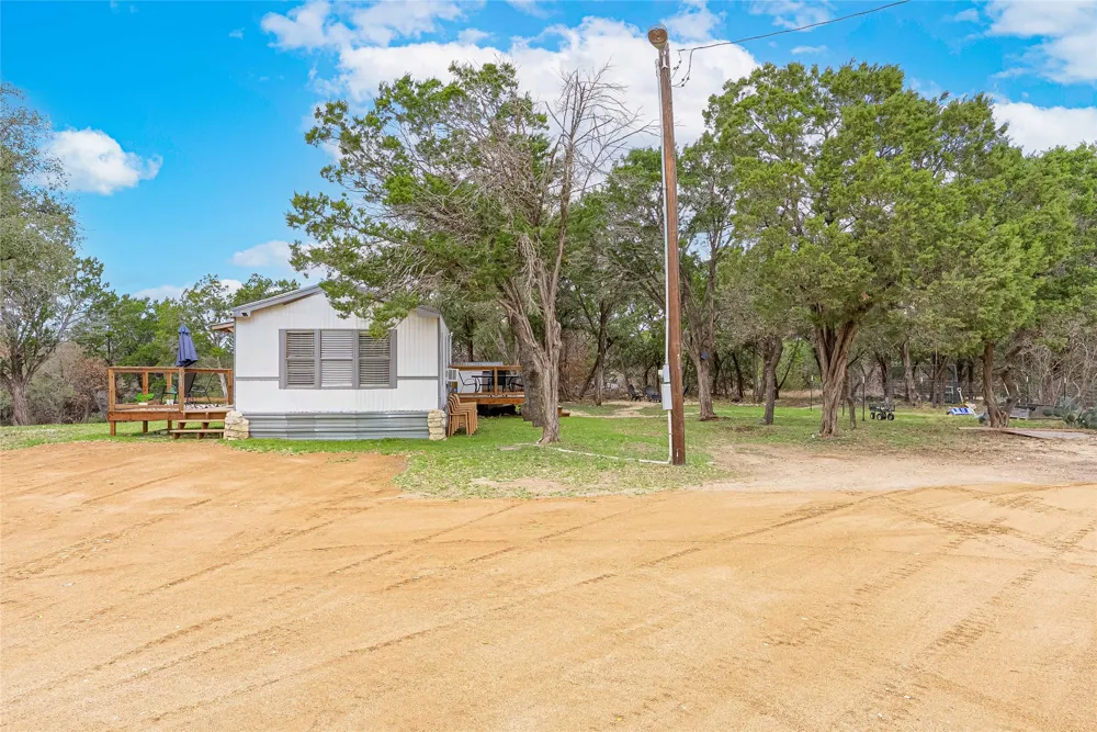 9220 County Road 272 Bertram, TX 78605