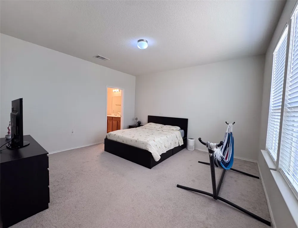 11905 Reindeer Drive Austin, TX 78754