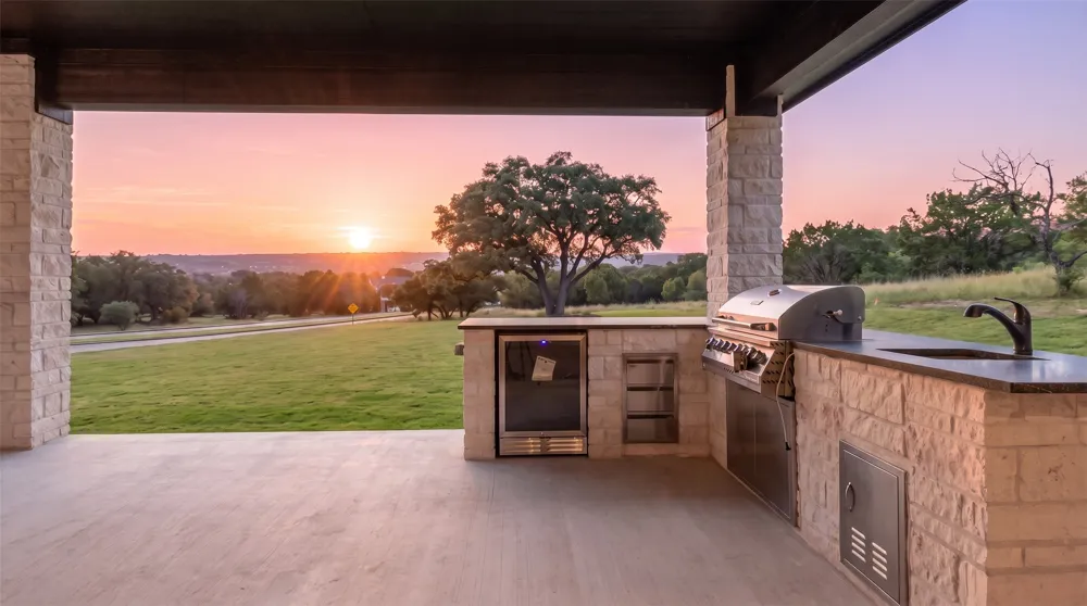 101 Broken Hills Horseshoe Bay, TX 78657
