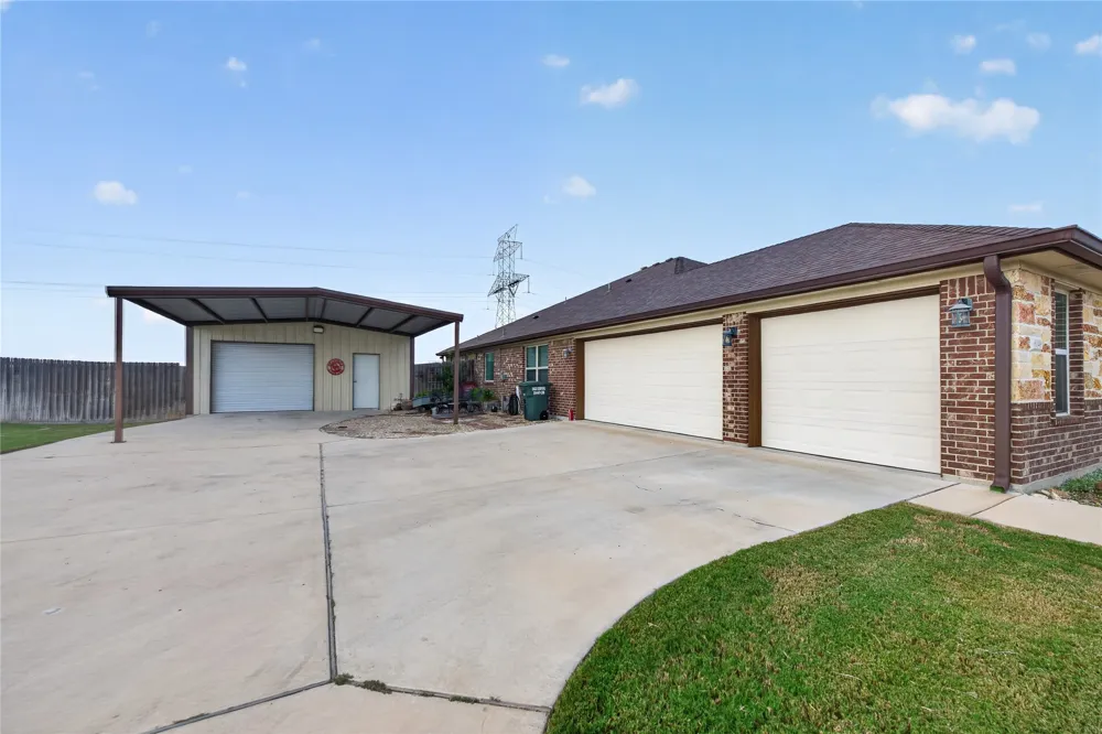 6149 Big Tree Drive Salado, TX 76571