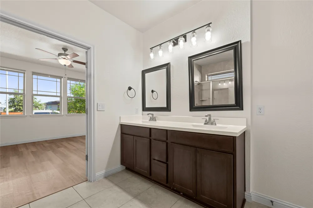 8011 Orizzonte Street Austin, TX 78744