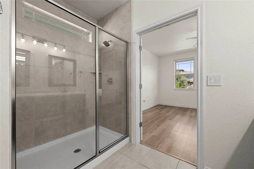 8011 Orizzonte Street Austin, TX 78744