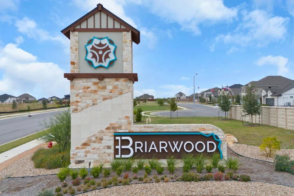 25525 Flora Bella Lane Elgin, TX 78621