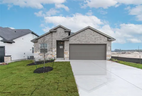 25525 Flora Bella Lane