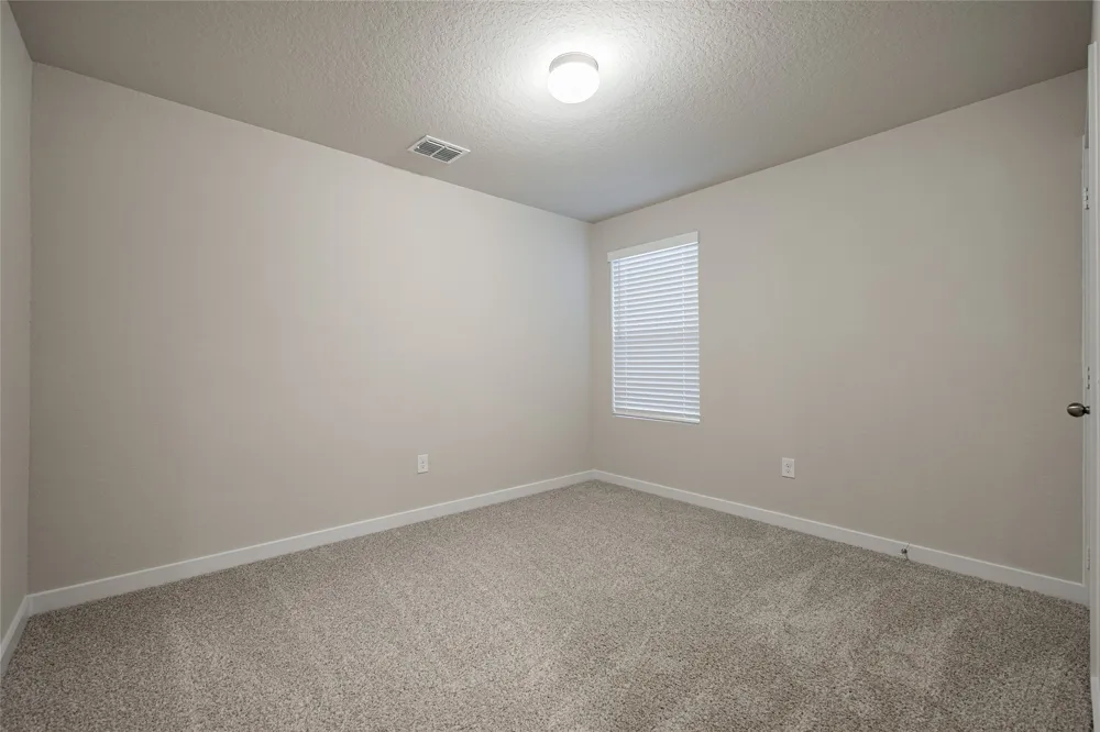 25525 Flora Bella Lane Elgin, TX 78621