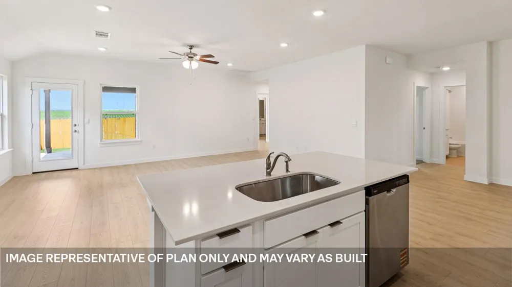 6904 Frog Pond Bend Del Valle, TX 78617