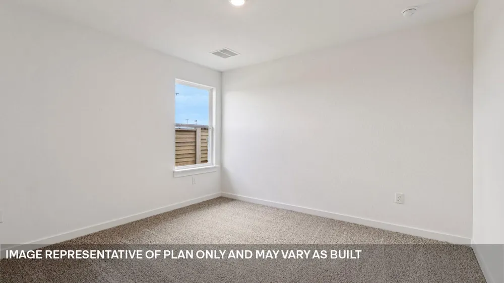 6904 Frog Pond Bend Del Valle, TX 78617
