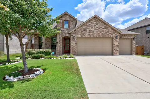 712 Whitetail Drive
