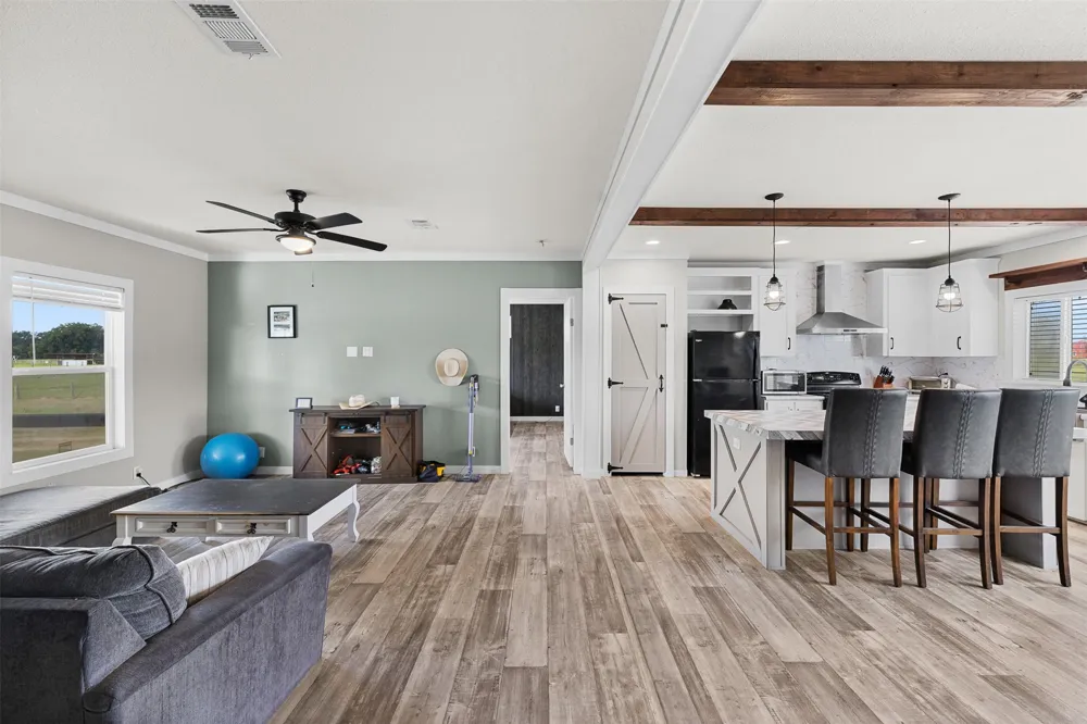 11043 County Road 336 Caldwell, TX 77836
