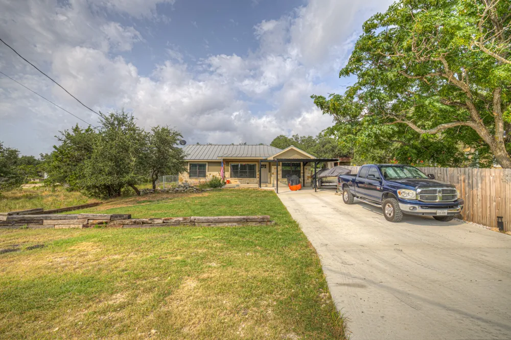 4142 Morningside Way Canyon Lake, TX 78133