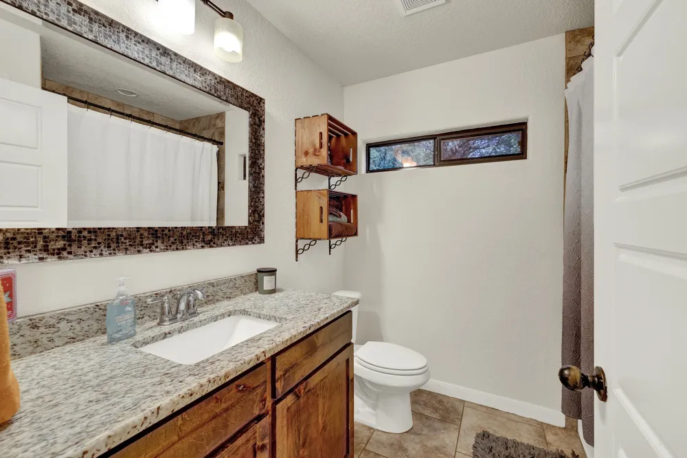 4142 Morningside Way Canyon Lake, TX 78133