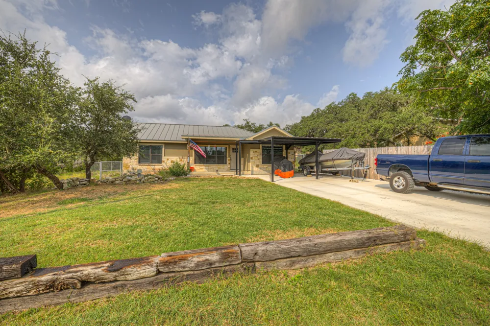 4142 Morningside Way Canyon Lake, TX 78133