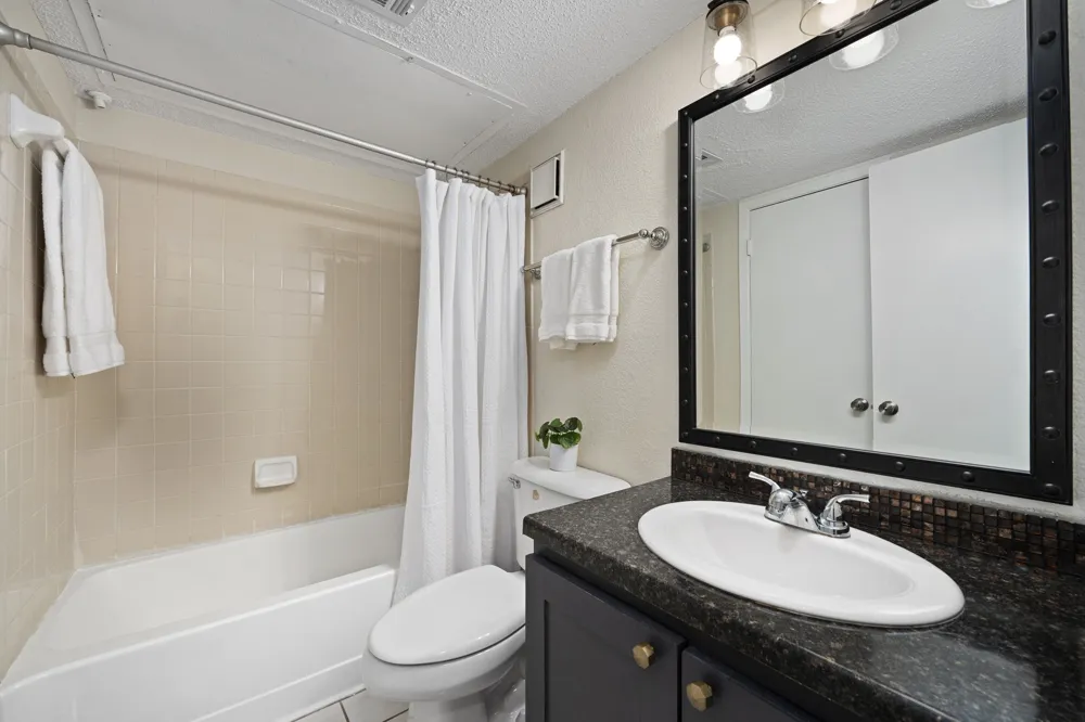 1015 E Yager Lane #58 Austin, TX 78753