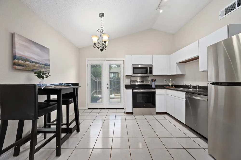 1015 E Yager Lane #58 Austin, TX 78753