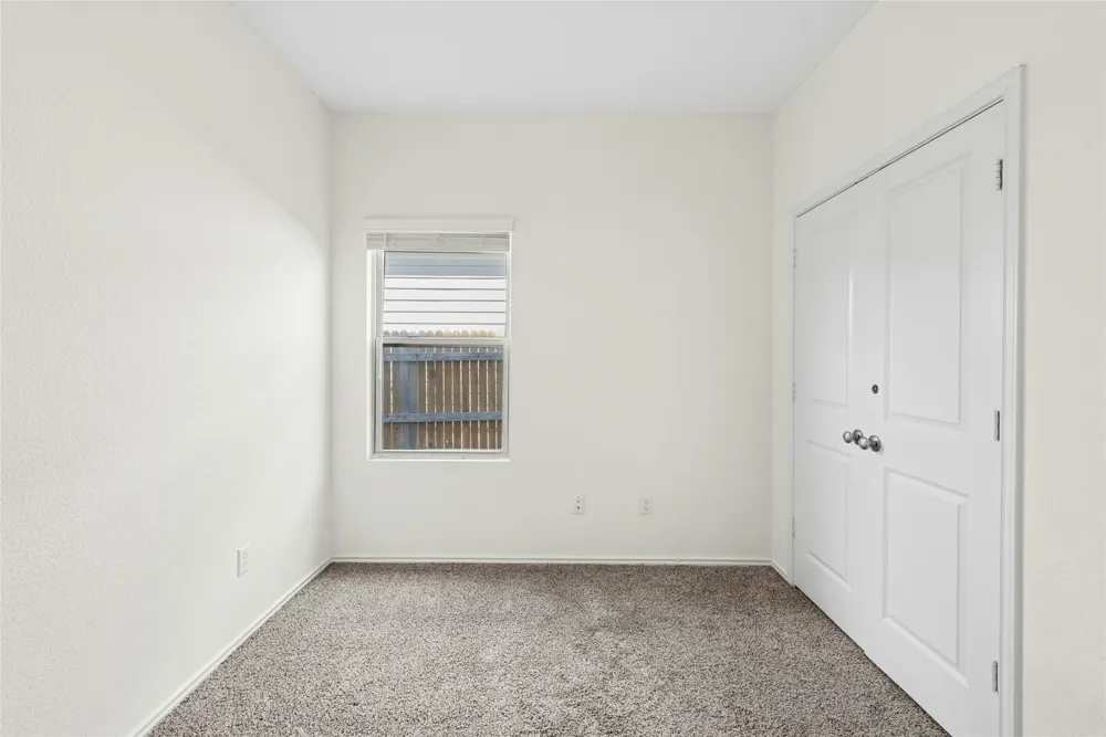 513 Circle Way Jarrell, TX 76537