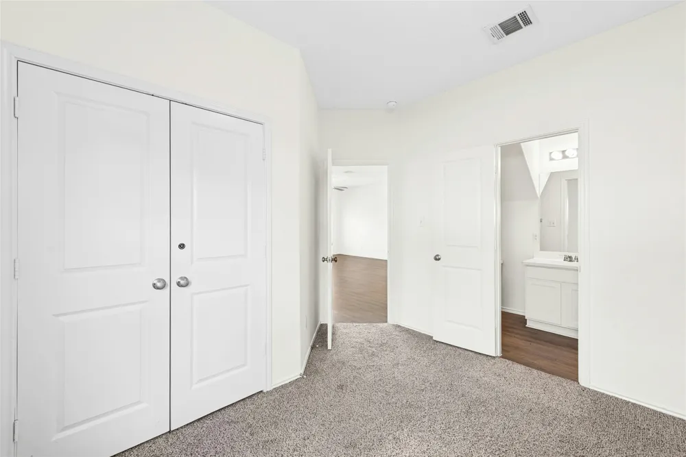 513 Circle Way Jarrell, TX 76537