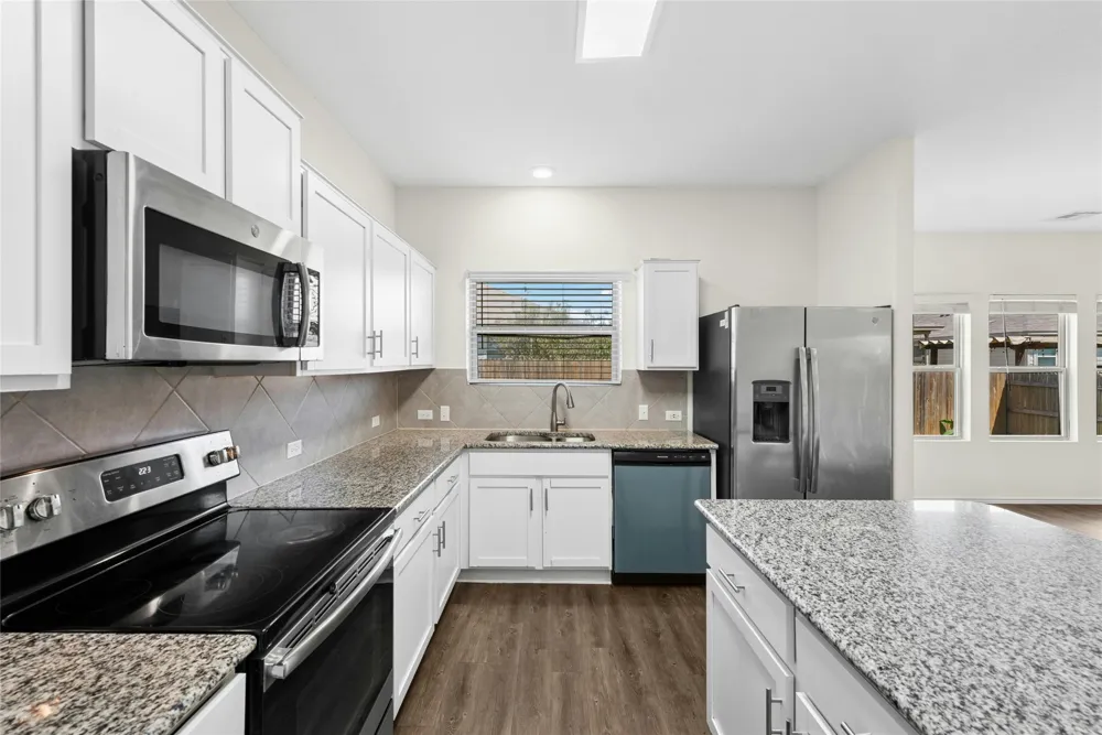 513 Circle Way Jarrell, TX 76537