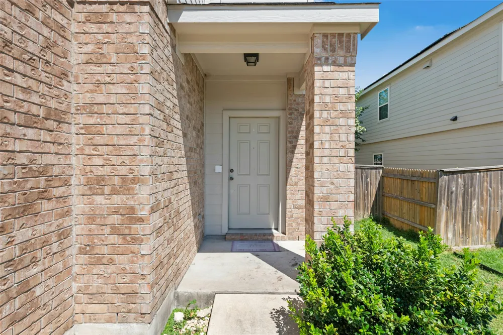 513 Circle Way Jarrell, TX 76537