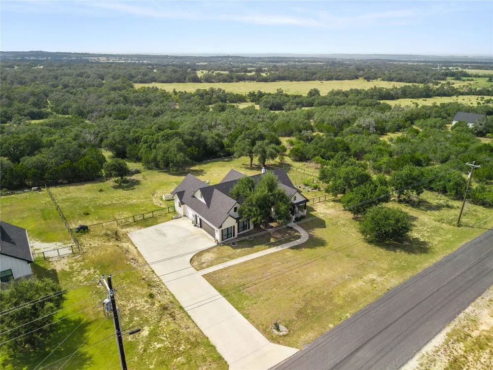 115 Calvin Barrett Blanco, TX 78606