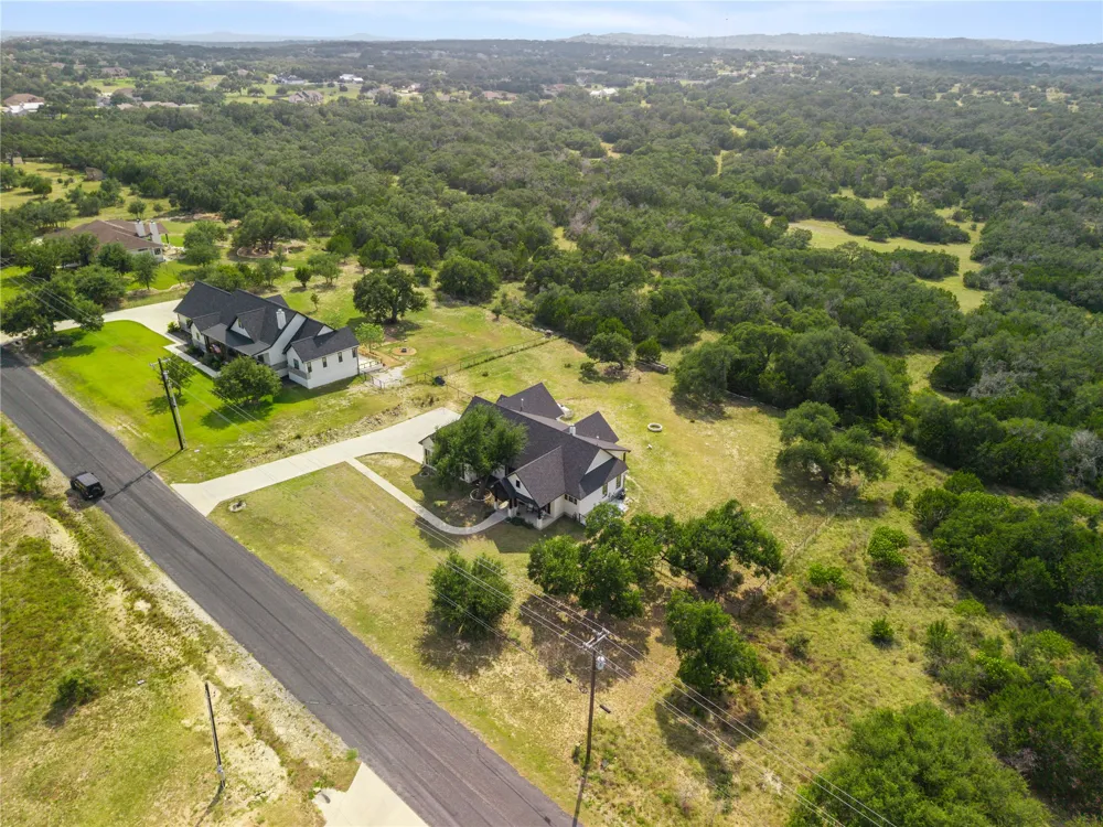 115 Calvin Barrett Blanco, TX 78606