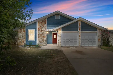 2316 Lasso Drive