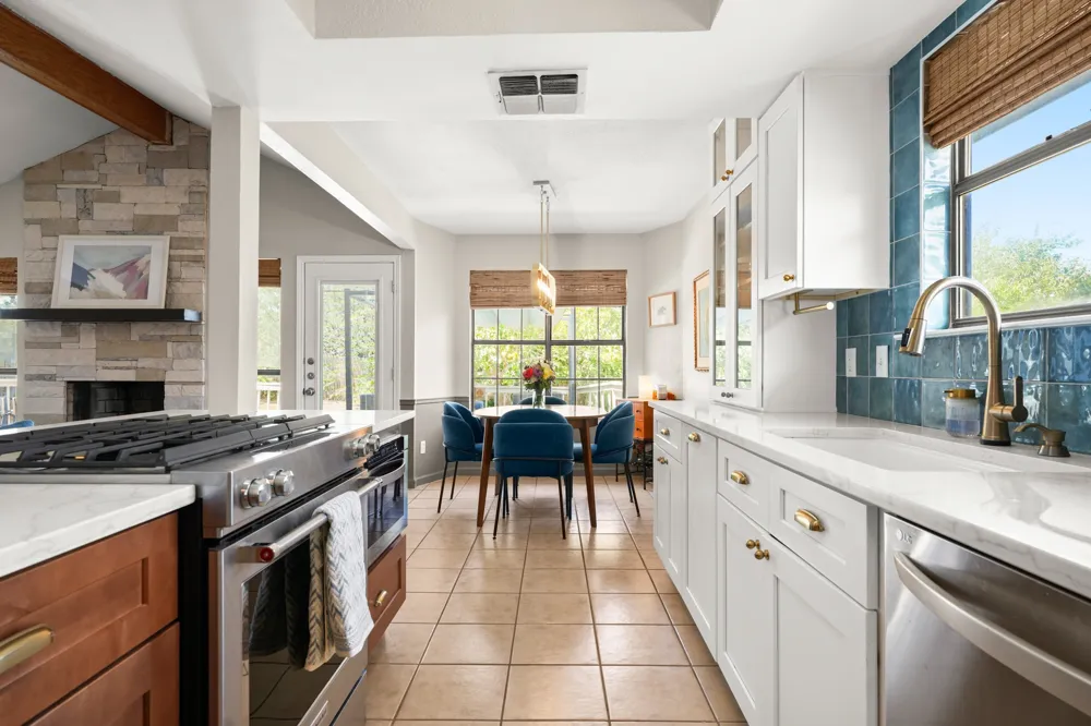 2316 Lasso Drive Round Rock, TX 78681