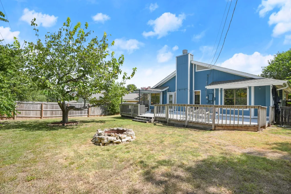 2316 Lasso Drive Round Rock, TX 78681
