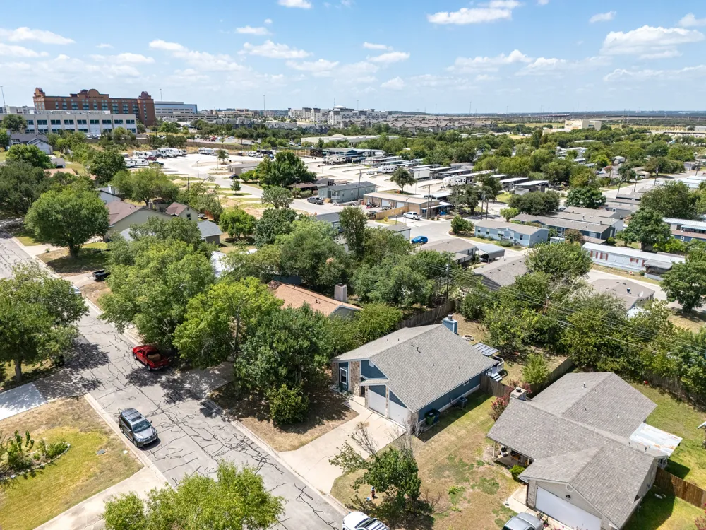 2316 Lasso Drive Round Rock, TX 78681