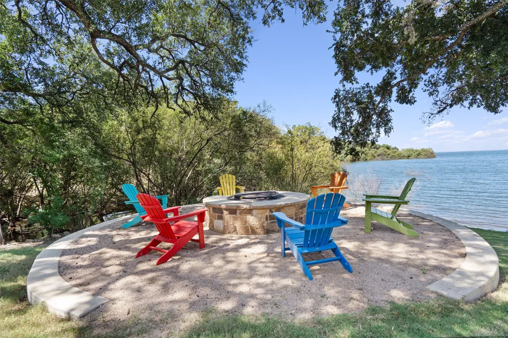 103 Hessie Avenue Burnet, TX 78611