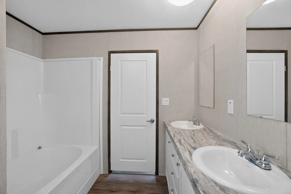 30 Tower Rd Road Lockhart, TX 78644