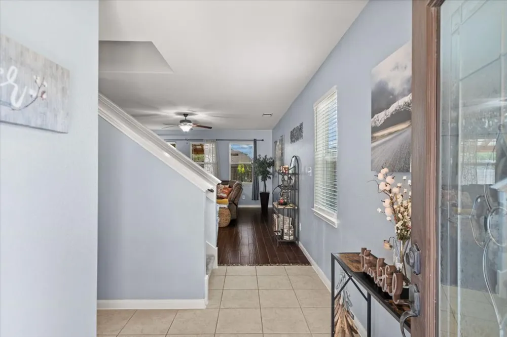 1476 Treeta Trail Kyle, TX 78640