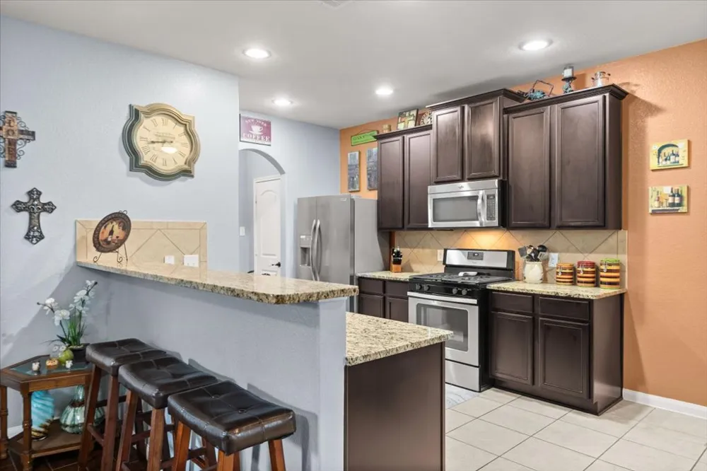 1476 Treeta Trail Kyle, TX 78640
