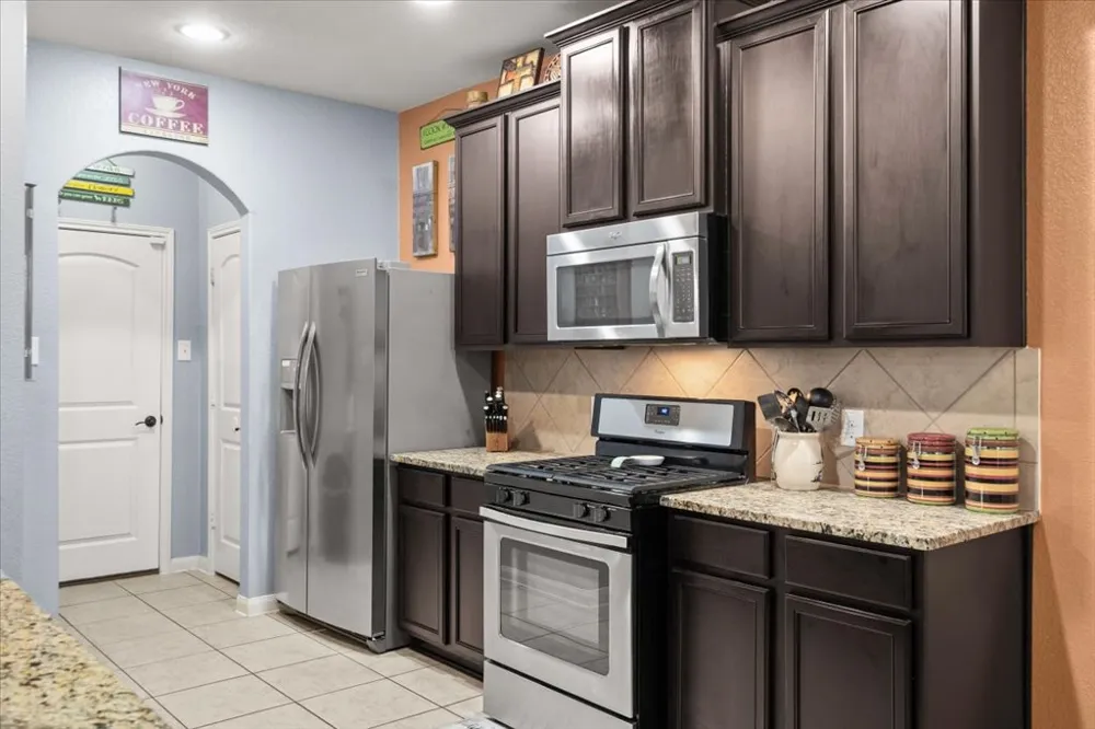 1476 Treeta Trail Kyle, TX 78640