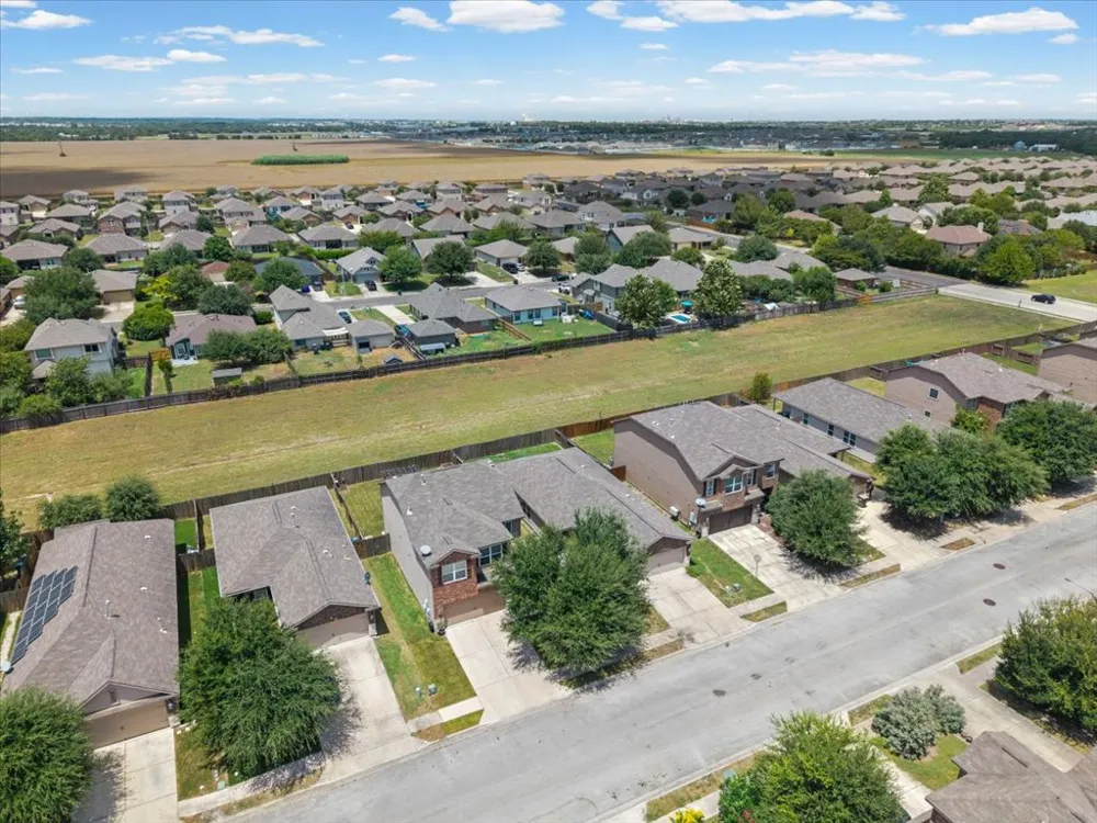 1476 Treeta Trail Kyle, TX 78640
