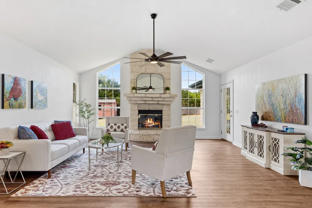207 Meadow Oaks Drive Dripping Springs, TX 78620