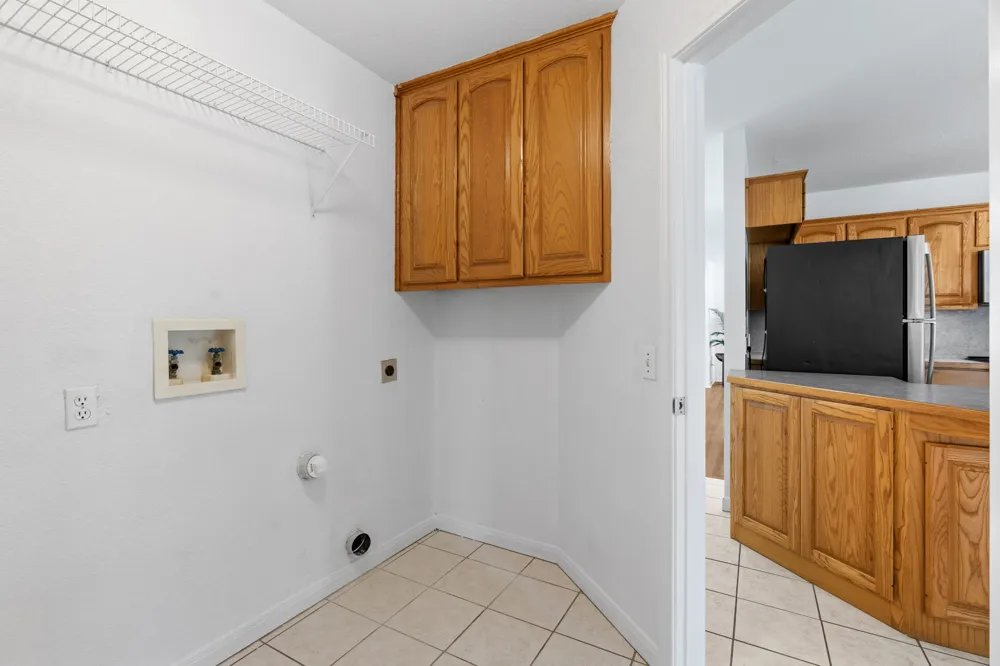 207 Meadow Oaks Drive Dripping Springs, TX 78620