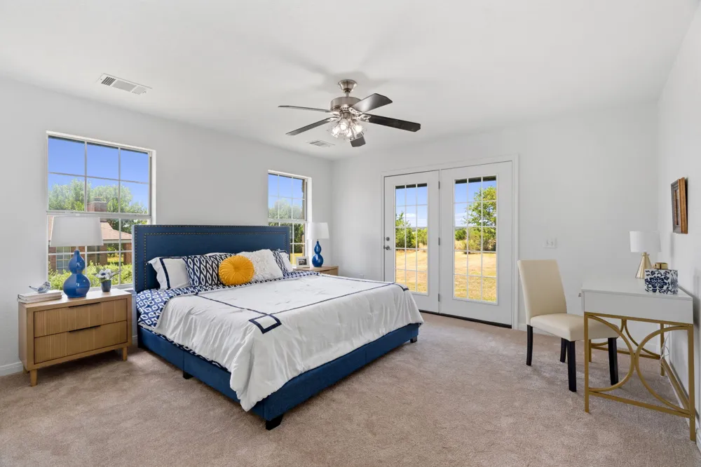 207 Meadow Oaks Drive Dripping Springs, TX 78620
