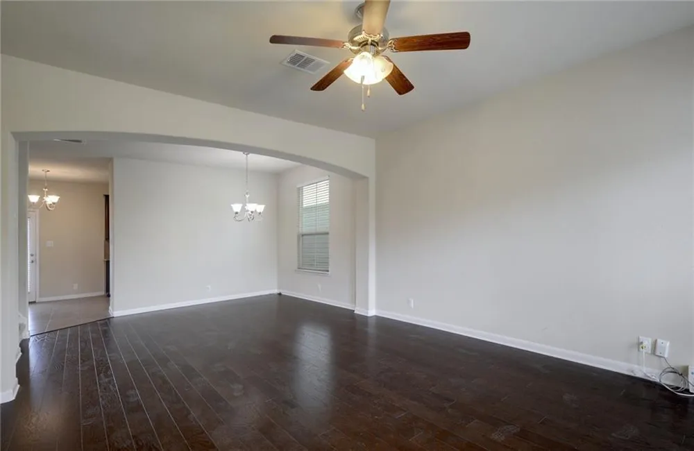 8528 White Ibis Drive Austin, TX 78729